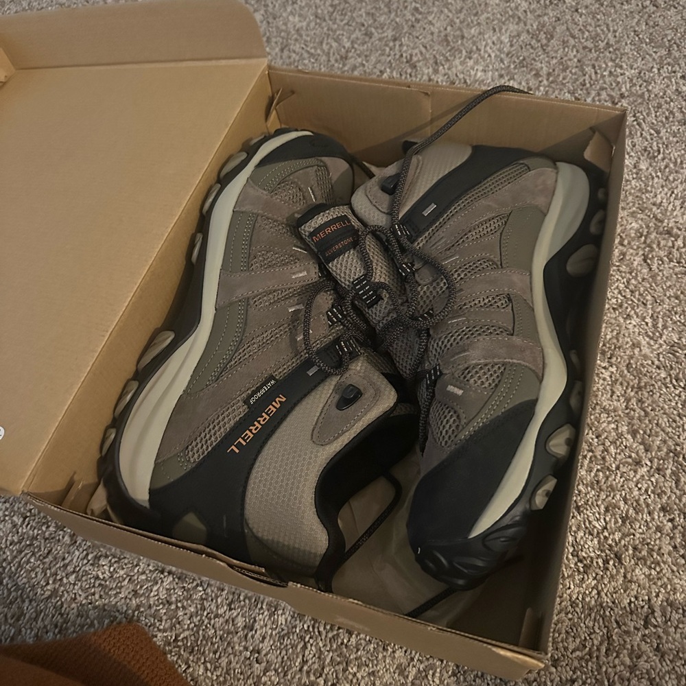 Merrell Alverstone 2 Mid Waterproof Mens Size 14 Boots